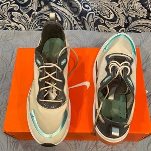 Nike Air 270